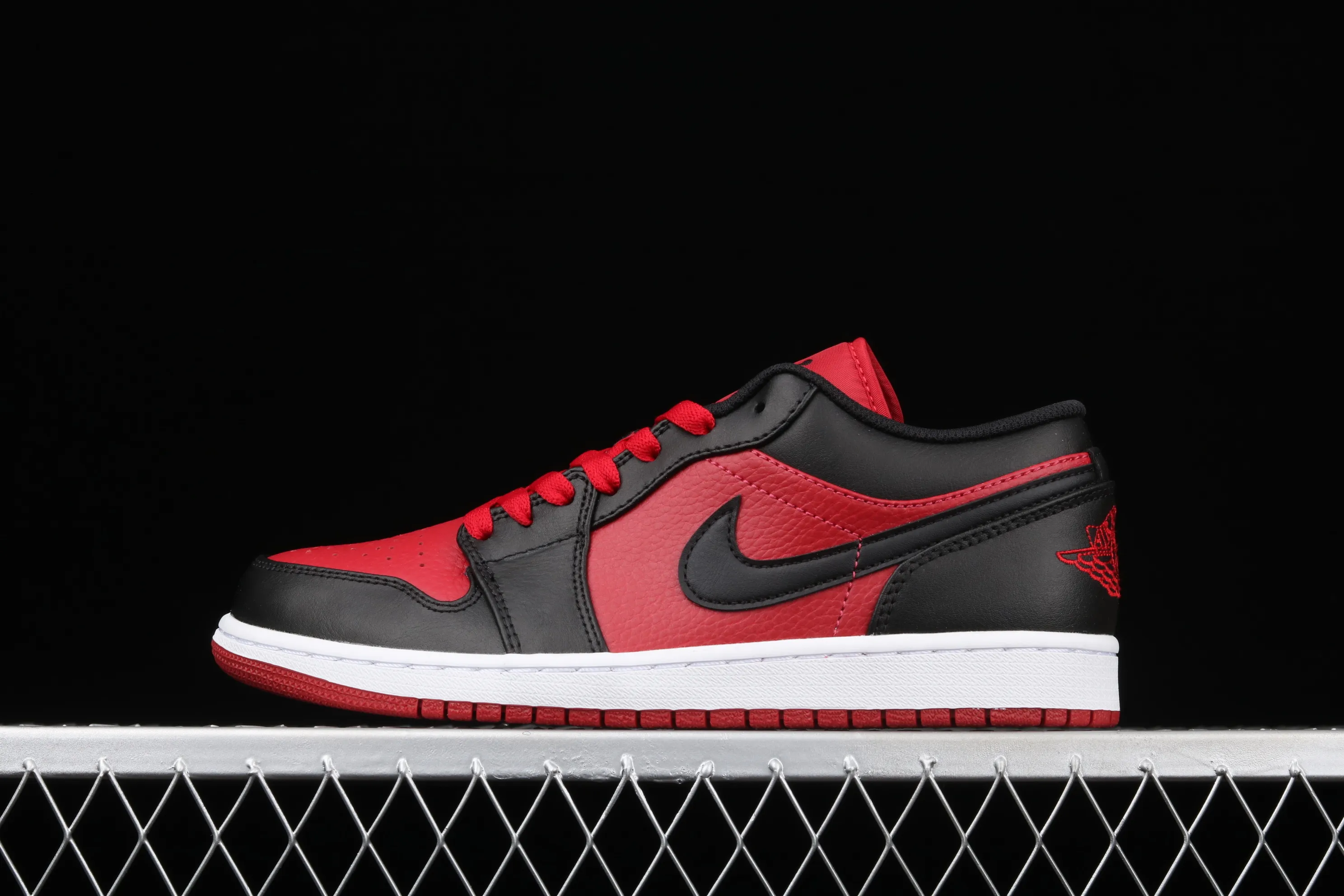 All categories Air Jordan Jordan series basketball shoes Air Jordan 1 Low G version pure original Air Jordan 1 Low AJ1 Joe 1 banned low-top cultural basketball shoes 553558-610